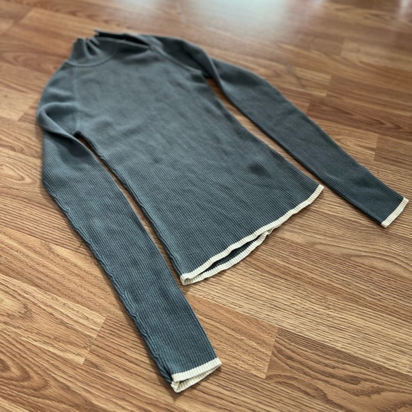 VTG 70s XS/S French blue turtleneck w/ side zip cream stripe no label - Picture 3 of 8